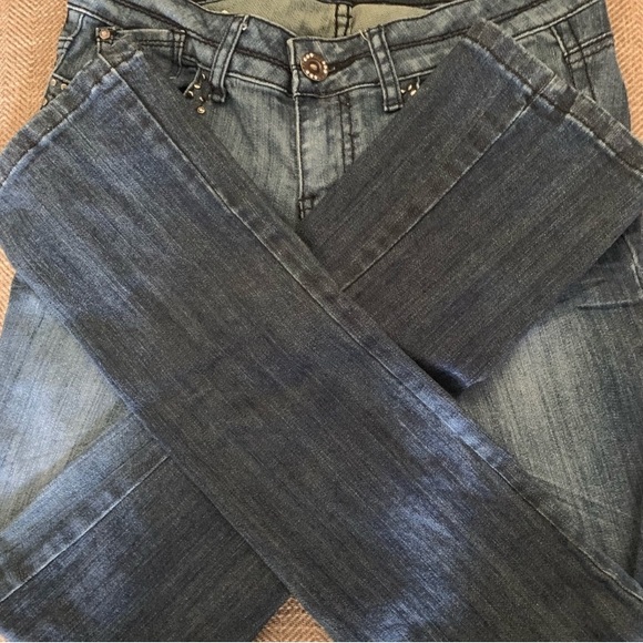 Excellent Preowned Condition H&G Jeans Size 7 Junior. Very cute - Picture 1 of 4